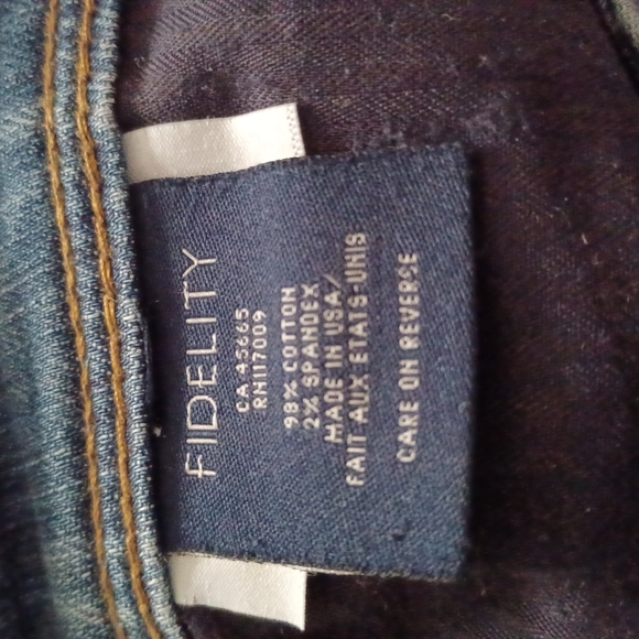 Fidelity - Picture 9 of 9